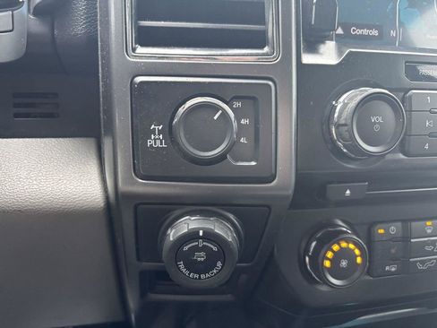 Used 2017 Ford F150 XLT w/ Equipment Group 302A Luxury image 25