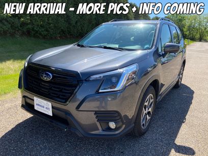 Used 2022 Subaru Forester Premium w/ Popular Package #1