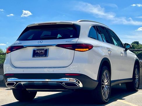 Used 2023 Mercedes-Benz GLC 300 4MATIC image 7