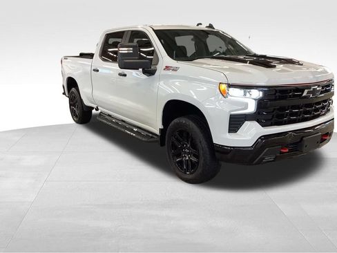 Used 2022 Chevrolet Silverado 1500 LT Trail Boss w/ Protection Package AWD/4WD image 7