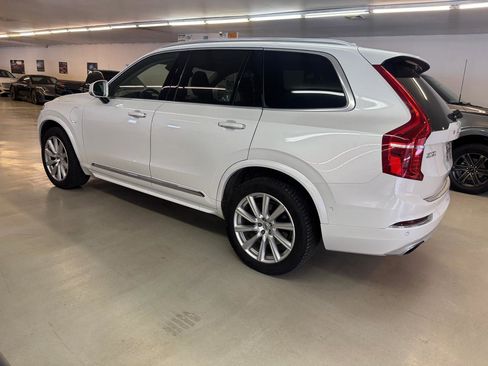 Used 2016 Volvo XC90 T8 Inscription w/ Vision Package image 33