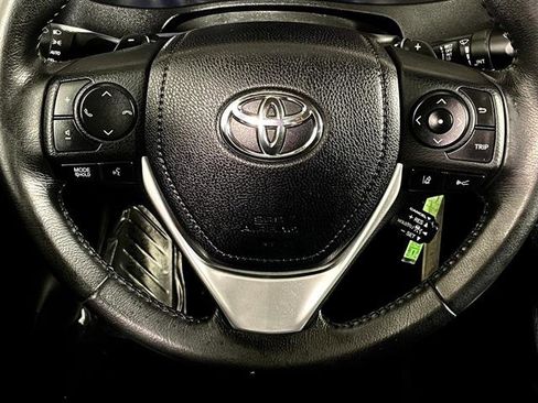 Certified 2018 Toyota Corolla SE image 13