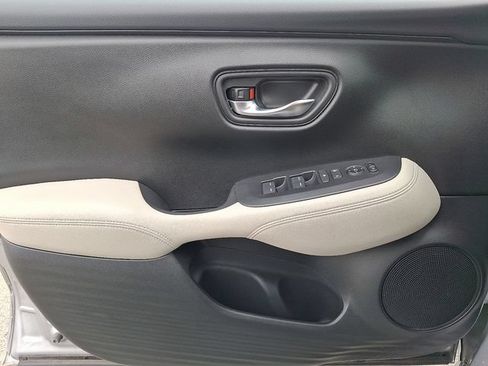 Certified 2024 Honda HR-V LX image 21