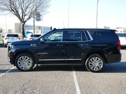 Used 2021 GMC Yukon Denali AWD/4WD image 6