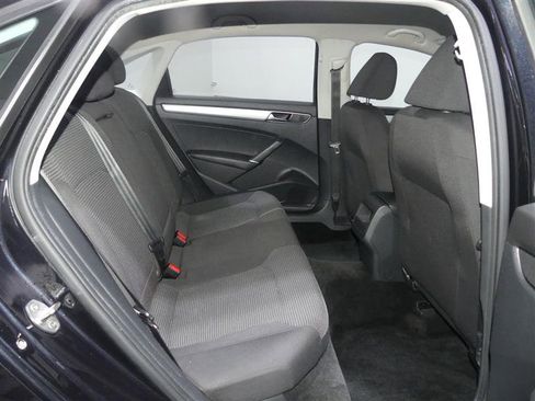 Used 2018 Volkswagen Passat 2.0T S w/ Driver Assistance Package FWD image 27