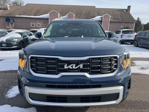 New 2025 Kia Telluride S image 6