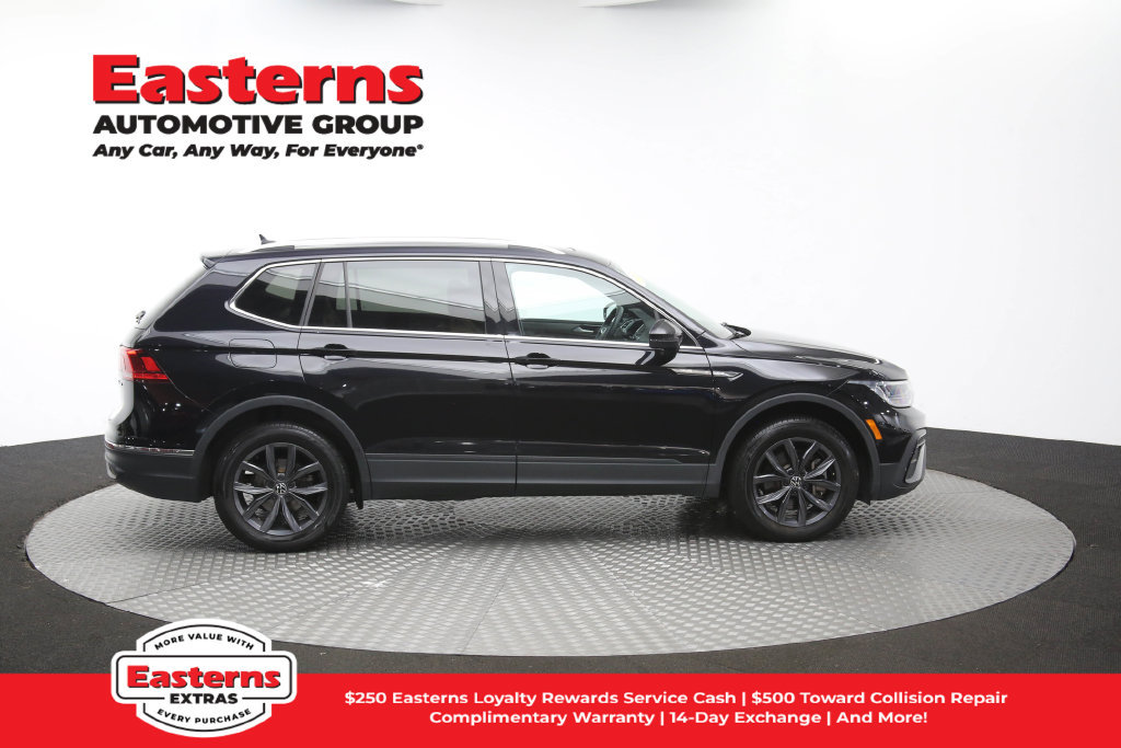 Used 2023 Volkswagen Tiguan SE AWD/4WD image 46