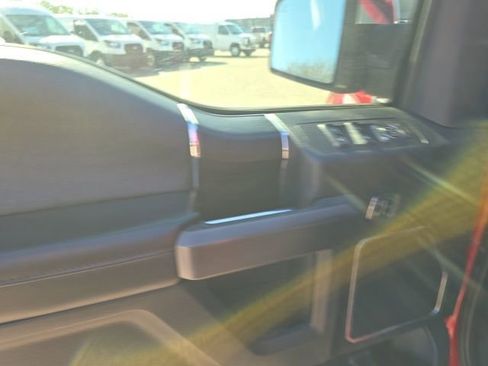Used 2019 Ford F150 Platinum image 10