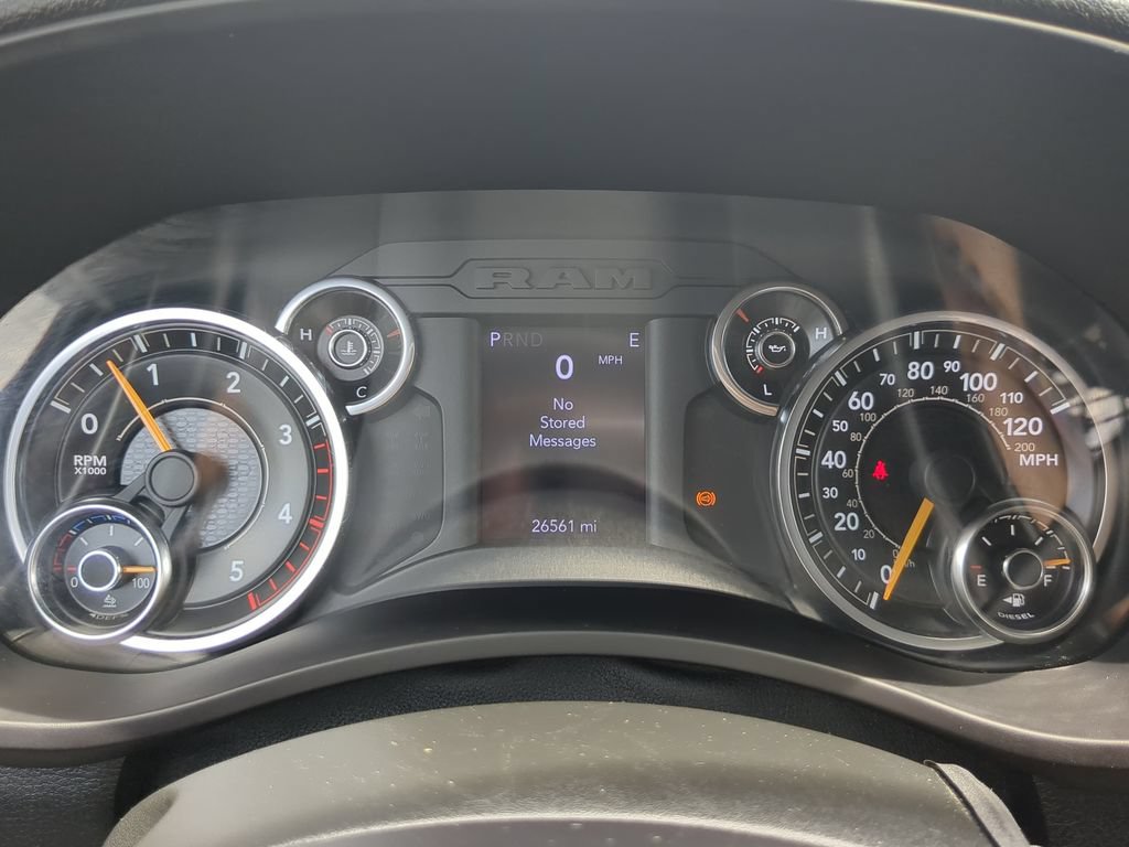 Used 2022 RAM 5500 Tradesman w/ Chrome Appearance Group RWD image 28