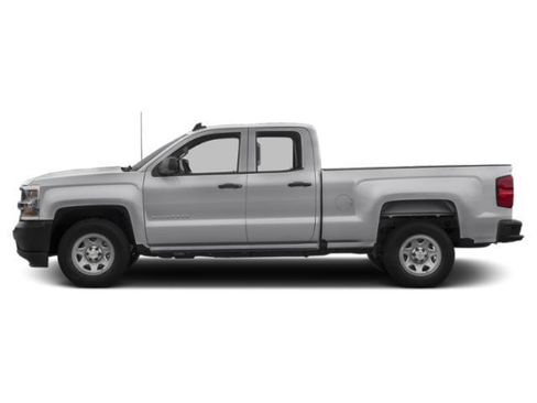 Used 2019 Chevrolet Silverado 1500 LT AWD/4WD image 3