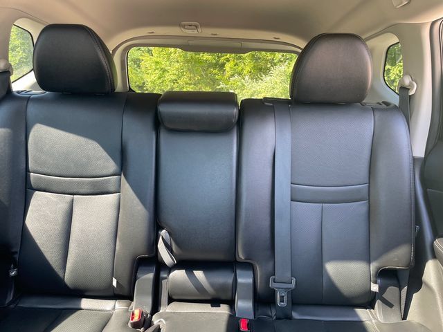 Used 2016 Nissan Rogue SL w/ SL Premium Package AWD/4WD image 37