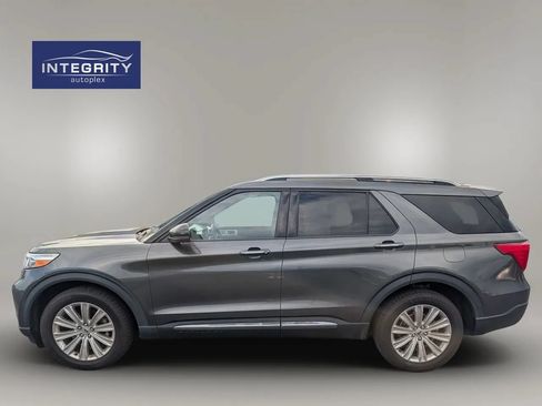Used 2020 Ford Explorer Limited w/ Class III Trailer Tow Package AWD/4WD image 3