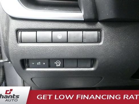 Used 2023 Nissan Rogue SV AWD/4WD image 16