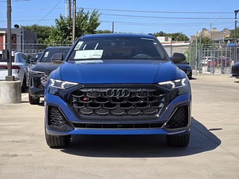 New 2026 Audi SQ8 Prestige AWD/4WD image 4