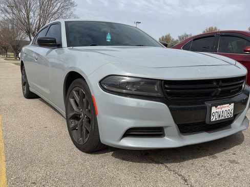 Used 2022 Dodge Charger SXT w/ Blacktop Package image 5