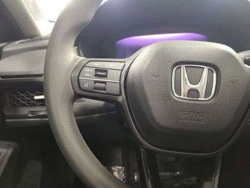 Used 2023 Honda Accord EX image 26