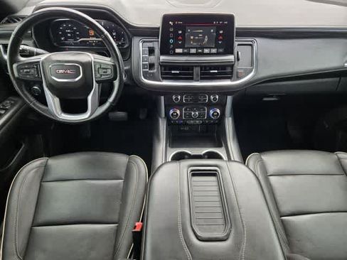 Used 2022 GMC Yukon XL SLT w/ SLT Premium Package AWD/4WD image 8