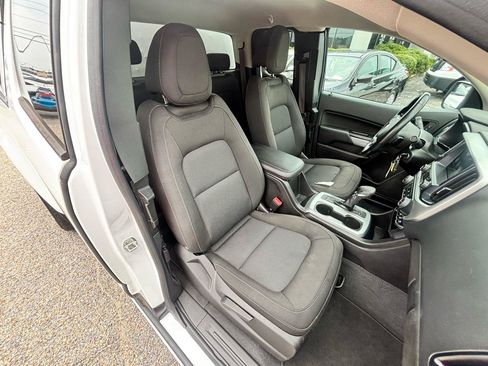 Used 2022 Chevrolet Colorado LT w/ Safety Package RWD image 49
