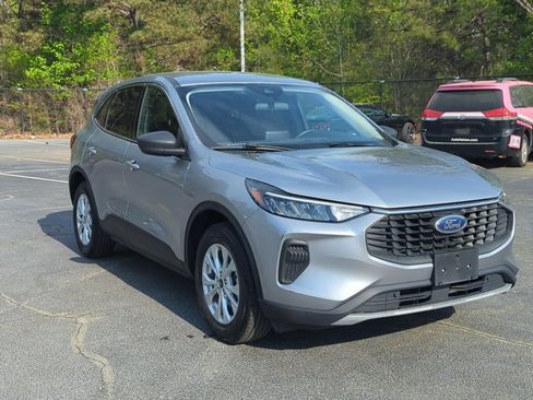 Used 2024 Ford Escape Active image 3