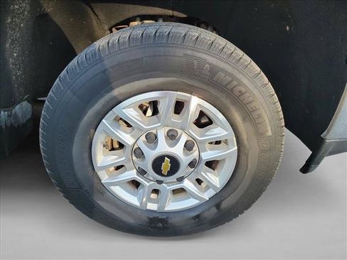 Used 2021 Chevrolet Silverado 2500 LT w/ Fleet Comfort Package AWD/4WD image 10