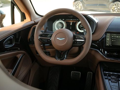 New 2026 Aston Martin DBX 707 AWD/4WD image 31