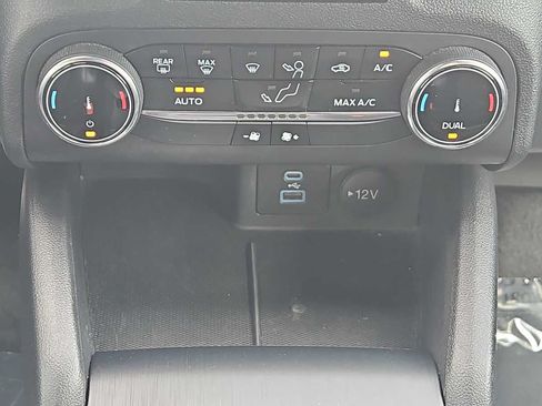 Used 2023 Ford Escape ST-Line FWD image 16