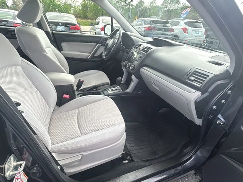 Used 2015 Subaru Forester 2.5i w/ Alloy Wheel Package image 20