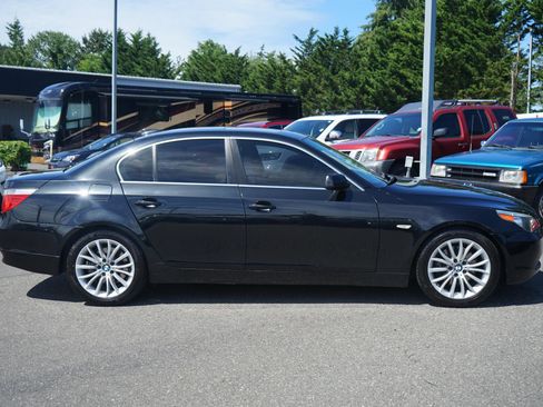 Used 2007 BMW 525i Sedan RWD image 6