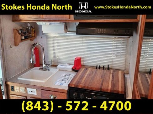 Used 2002 Ford E-350 and Econoline 350 Super Duty image 13