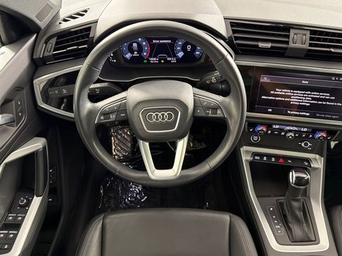 Used 2023 Audi Q3 2.0T Premium w/ Convenience Package AWD/4WD image 13