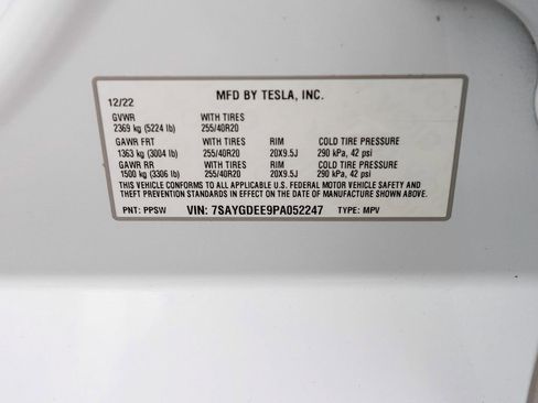 Used 2023 Tesla Model Y Long Range image 16