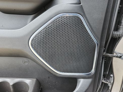 Used 2026 RAM 1500 Laramie AWD/4WD image 15