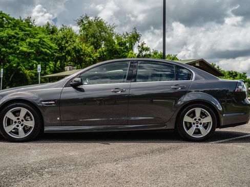Used 2009 Pontiac G8 GT w/ Premium Package RWD image 9