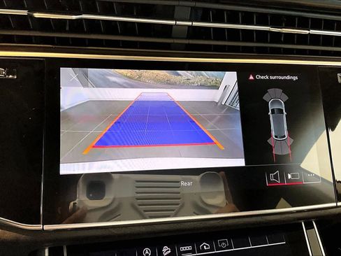 Certified 2023 Audi Q8 Premium image 29