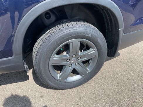 Used 2023 Honda Ridgeline RTL-E image 3