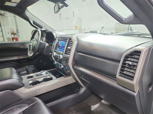 Used 2021 Ford Expedition XLT image 35