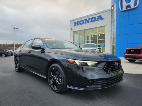 Certified 2025 Honda Accord SE image 8