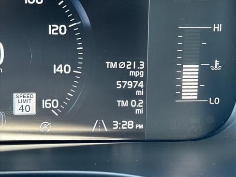 Used 2019 Volvo XC60 T5 Momentum FWD image 24