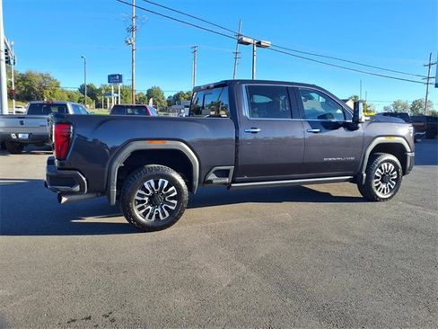 Used 2024 GMC Sierra 2500 Denali Ultimate image 21