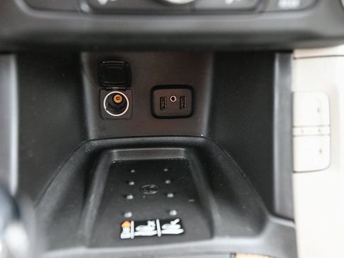 Used 2017 GMC Acadia Denali w/ Technology Package image 39