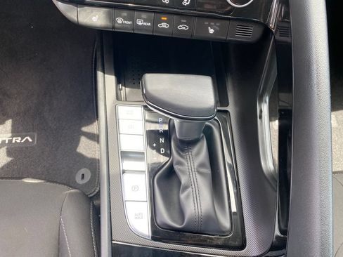 Certified 2022 Hyundai Elantra SEL w/ Convenience Package FWD image 35