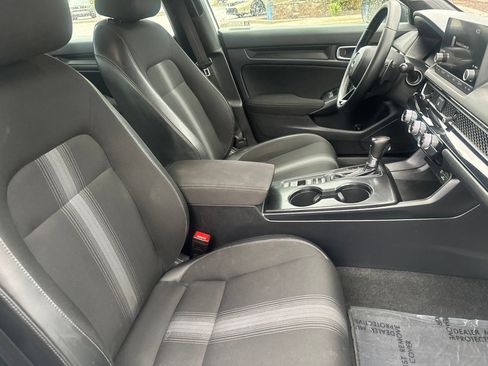 Used 2023 Honda Civic Sport image 30