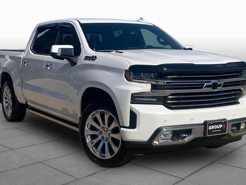 Used 2022 Chevrolet Silverado 1500 High Country w/ LPO, Dark Essentials Package AWD/4WD image 3
