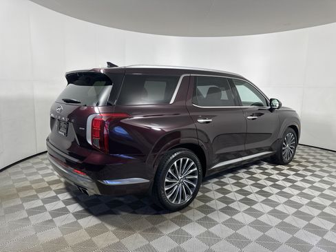 Used 2023 Hyundai Palisade Calligraphy w/ Cargo Package AWD/4WD image 7
