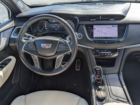 Used 2020 Cadillac XT5 Sportv AWD/4WD image 17