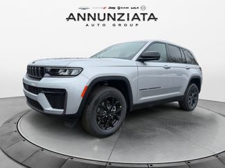 New 2026 Jeep Grand Cherokee Altitude AWD/4WD video 1