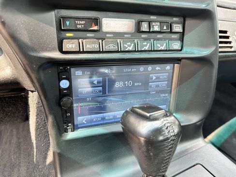 Used 1994 Chevrolet Corvette Coupe image 18