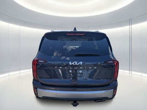 Used 2025 Kia Telluride S image 4