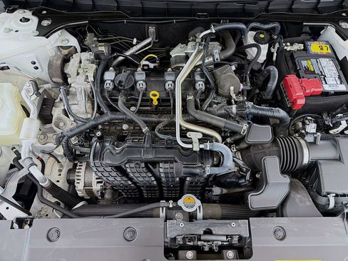 Used 2023 Nissan Altima 2.5 SR w/ SR Premium Package FWD image 19