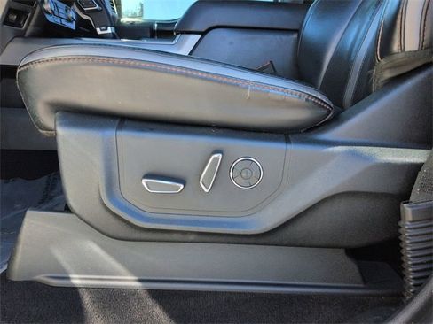 Used 2019 Ford F150 Platinum w/ Equipment Group 701A Luxury image 20